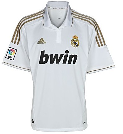 Ronaldo Action on Reall Madrid 2012 Nouveau Maillot Real Madrid 2012 Maillot Real Madrid