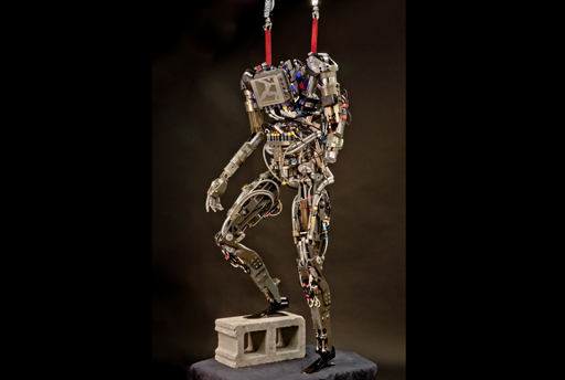 Petman PETMAN : le robot qui teste les combinaisons de l’armée  
