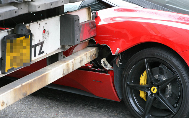 Ferrari accidente de camión Londres
