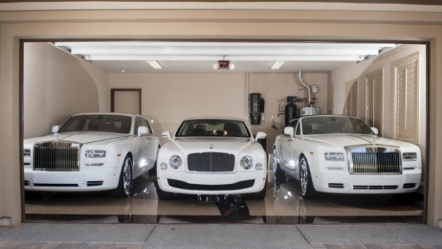 Floyd Mayweather Rolls Bentley Garage