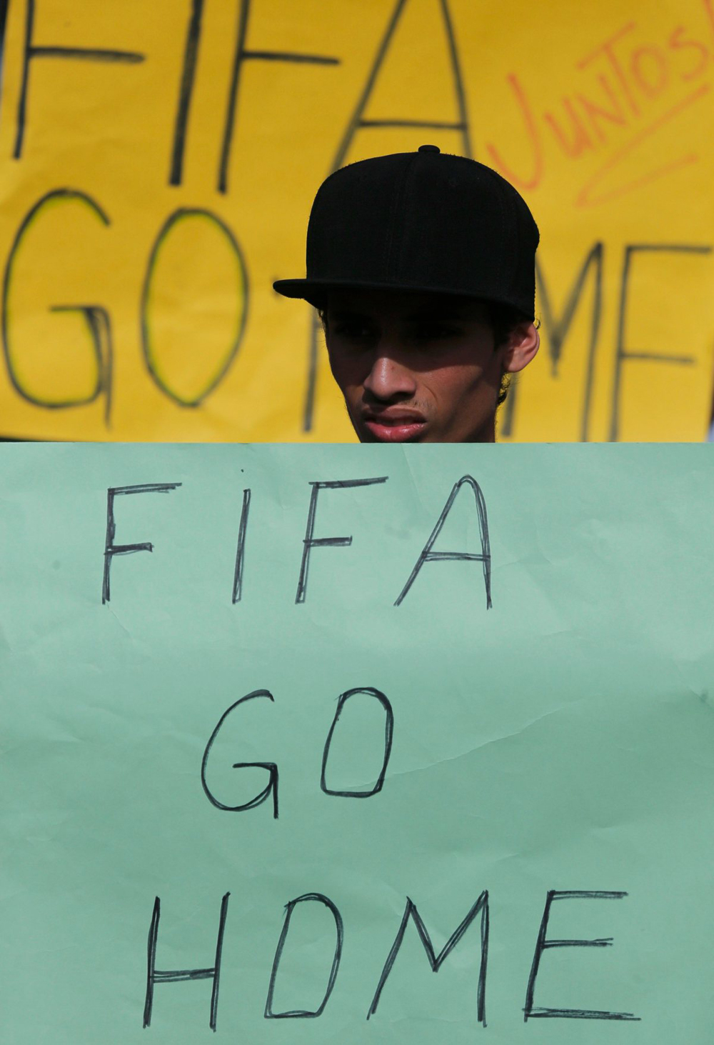 protestation coupe du monde bresil fifa go home 6