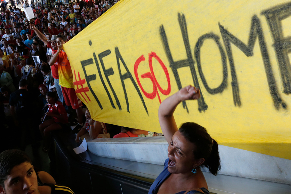 protestation coupe du monde bresil fifa go home 