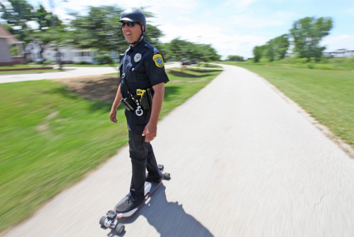 policier skateboard joel zwicky 3