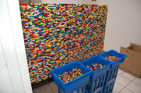 Mur Lego debut