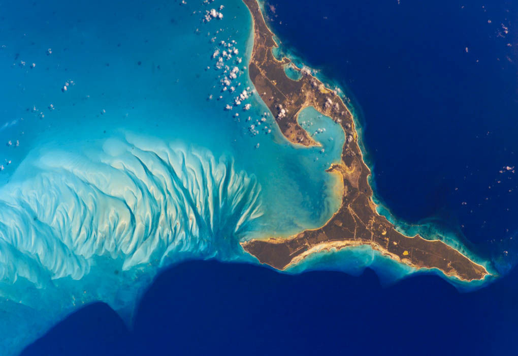 21 îles à travers le monde vues du ciel ile vue du ciel bahamas 