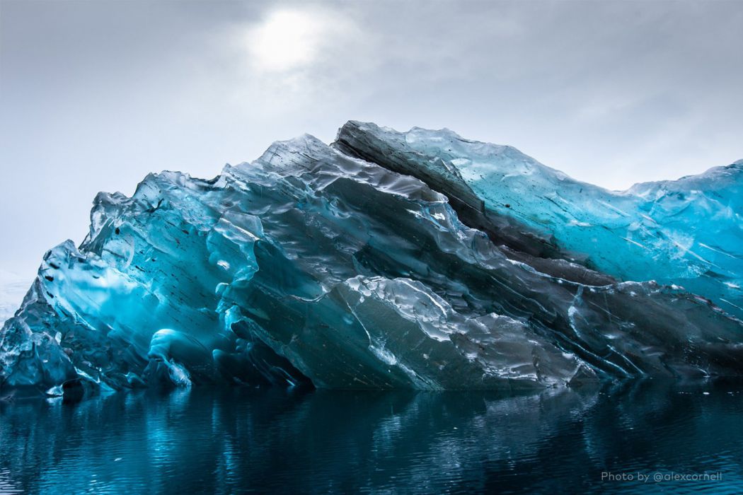 photo alex cornell iceberg renverse