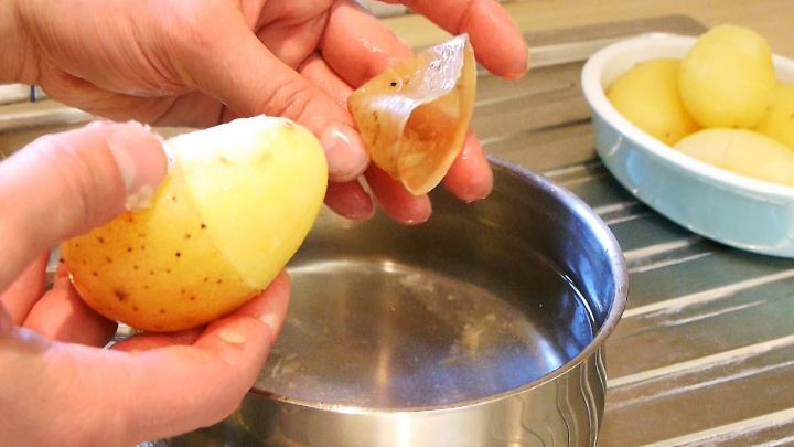 technique eplucher pommes de terre