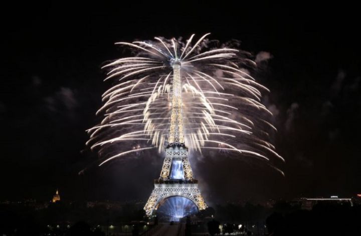 feu artifice 14 juillet 2015 paris 6