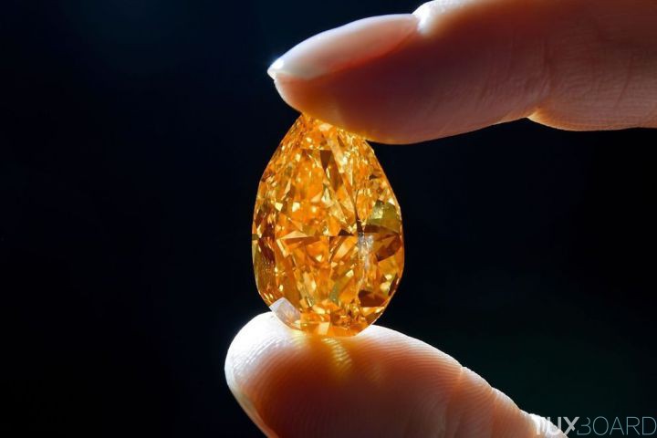 Record vente diamant Orange