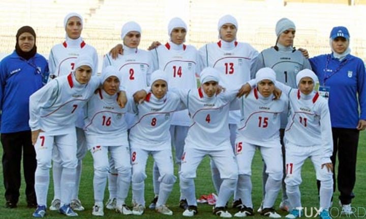 iran scandale football 8 joueuses etaient hommes