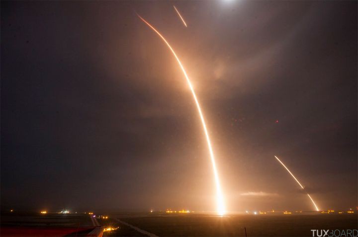 atterrissage fusee Falcon 9 SpaceX