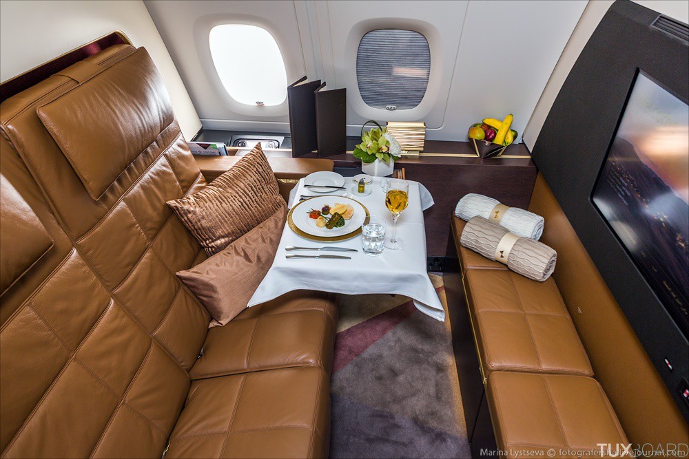 photo a380 etihad airlines business