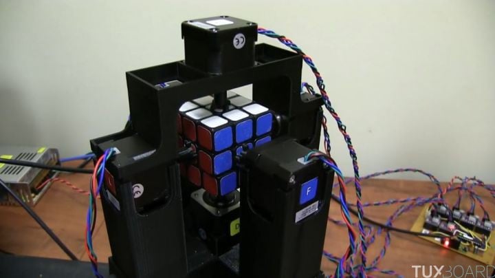 World s Fastest Rubik s Cube Solving Robot