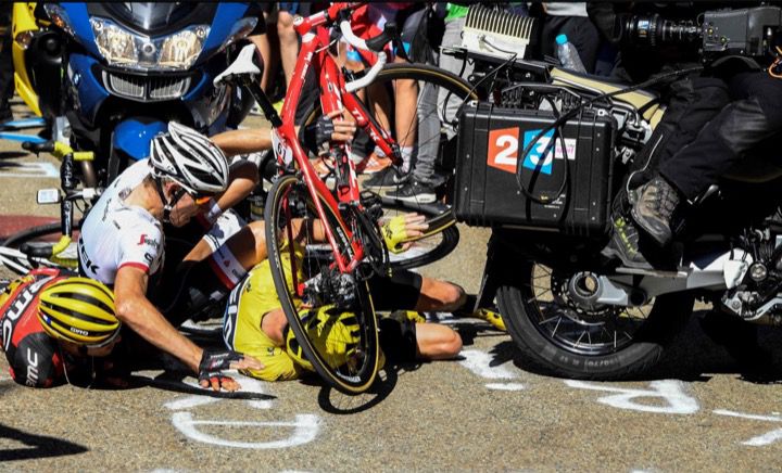 Accident Moto Ventoux Tour de France 2016