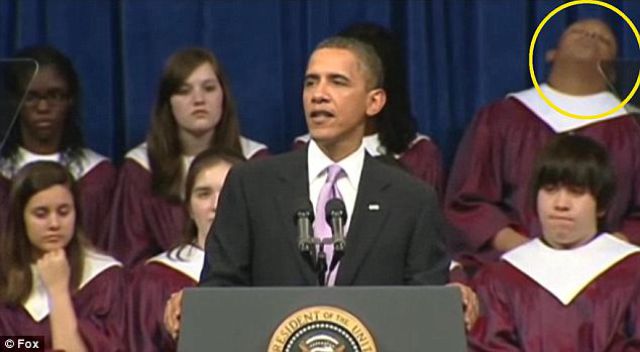 Discours President Obama garcon endormi