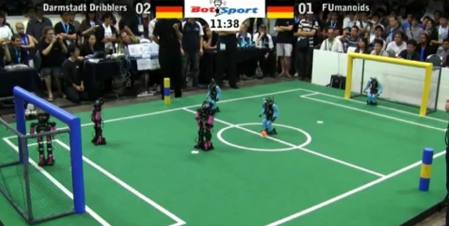 Finale Coupe du Monde 2010 de robot soccer