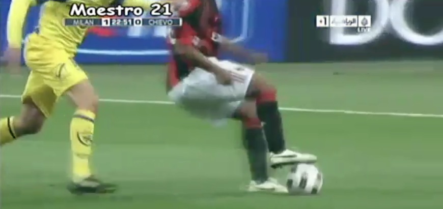 Video Ronaldinho dribbles contre Chievo