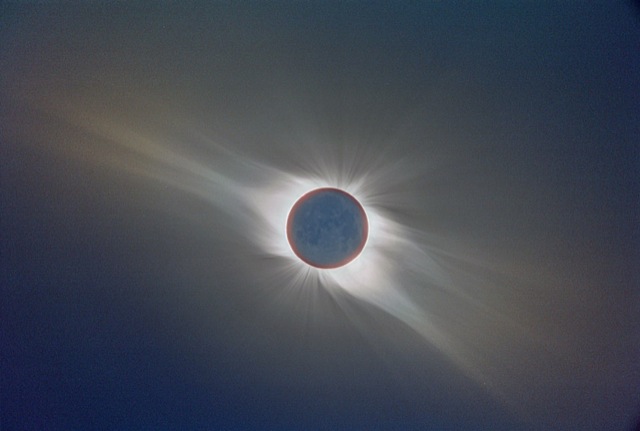 Video Eclipse Soleil 4 janvier 2011