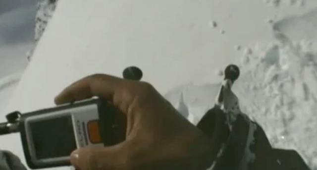 Video Homme qui survit a une avalanche