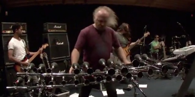 Video Bill Bailey Metallica Enter Sandman
