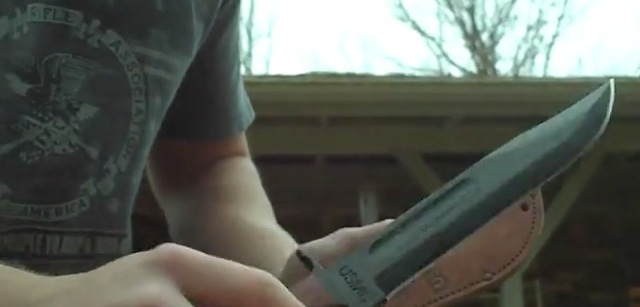 Video Redneck Couteau Rambo