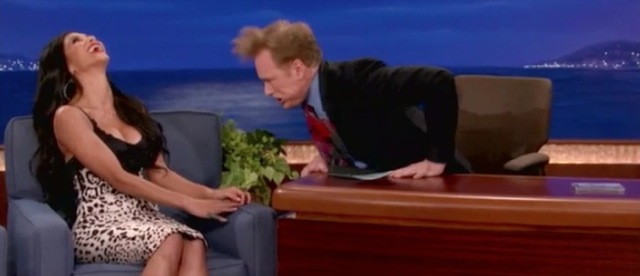 Video Conan Seins de Nicole Scherzinger