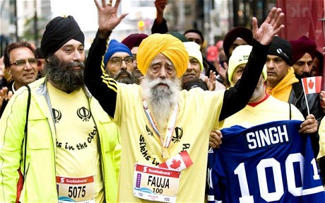 Video Fauj Singh marathonien centenaire
