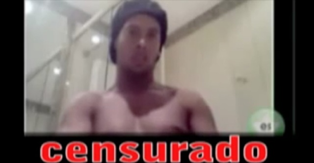 Video Ronaldinho masturbation