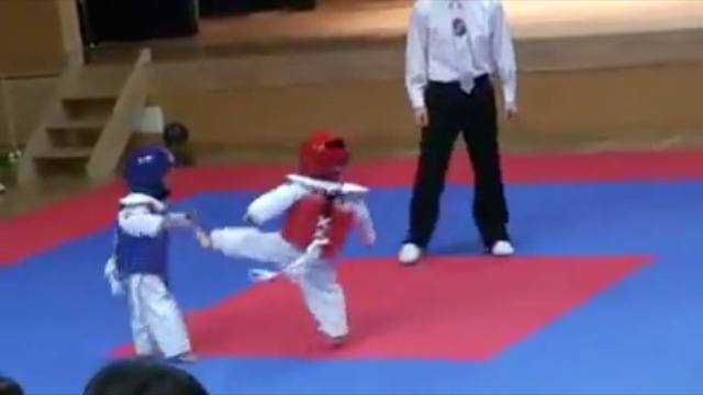 Video Taekwondo enfants cute