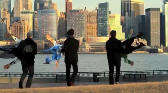 Video Personnes qui volent au dessus de New York