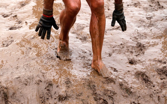 Tough Guy 2012 pieds nus