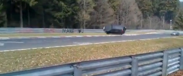 Video terrible accident Nurburgring