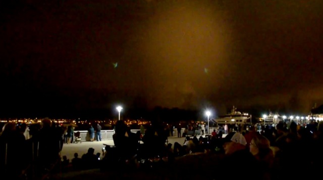 VIdeo Big Bay Boom Firework Show FAIL 2012