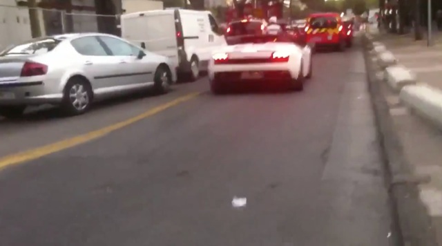 Videio Valbuena Lamborghini insulte supporters