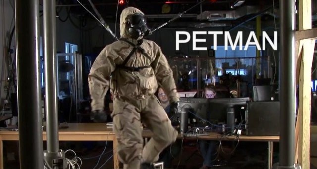 Petman robot test combinaison militaire