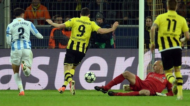 resume Borussia Dortmund Malaga