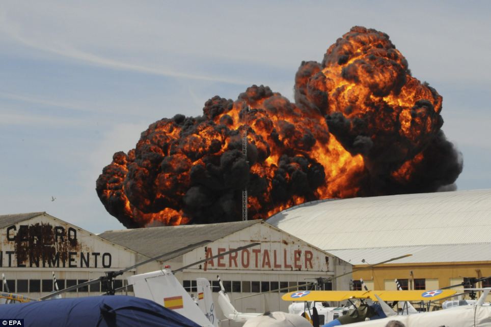 Explosion Crash avion Madrid