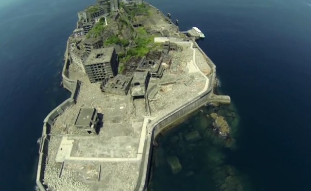 Google Street view Gunkanjima james bond skyfall 640x393 Lîle Japonaise abandonnée du James Bond Skyfall