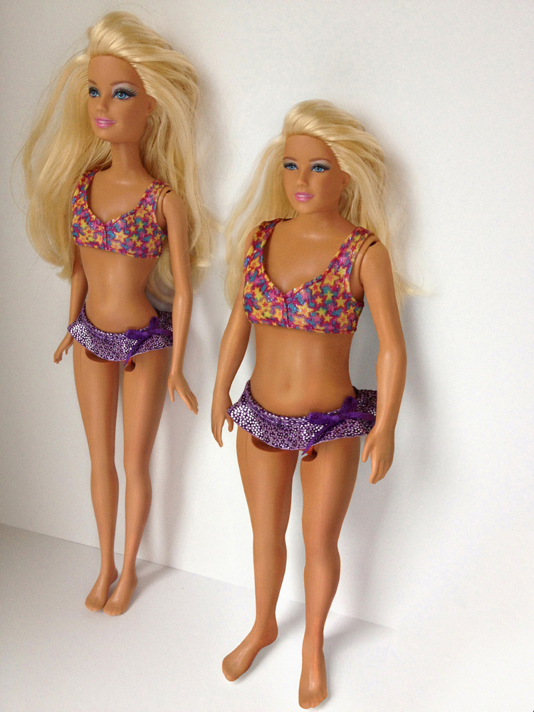 Poupee Barbie normale 7