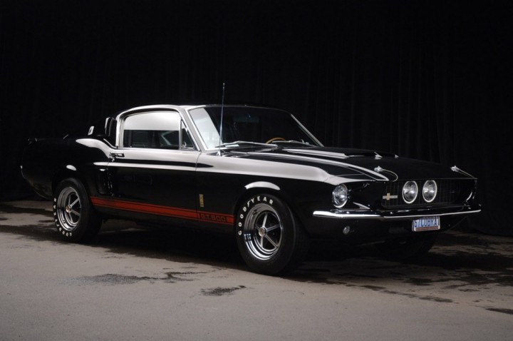 Ford Mustang 49