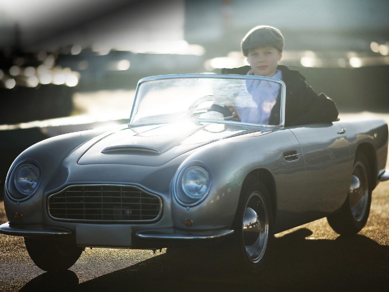 Aston Martin pour enfant