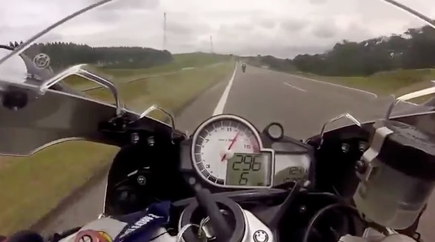 Course moto illegale