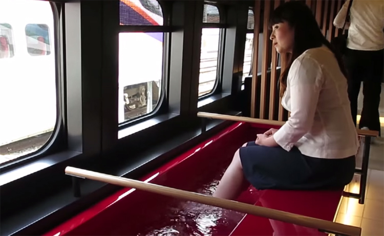 train japon bains pieds