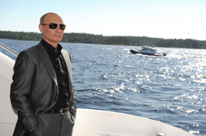 Vladimir Poutine regard 1