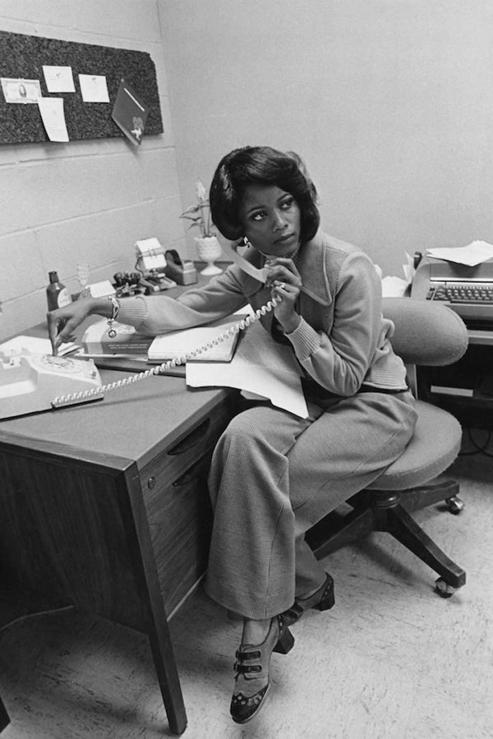 bureau femme 1975
