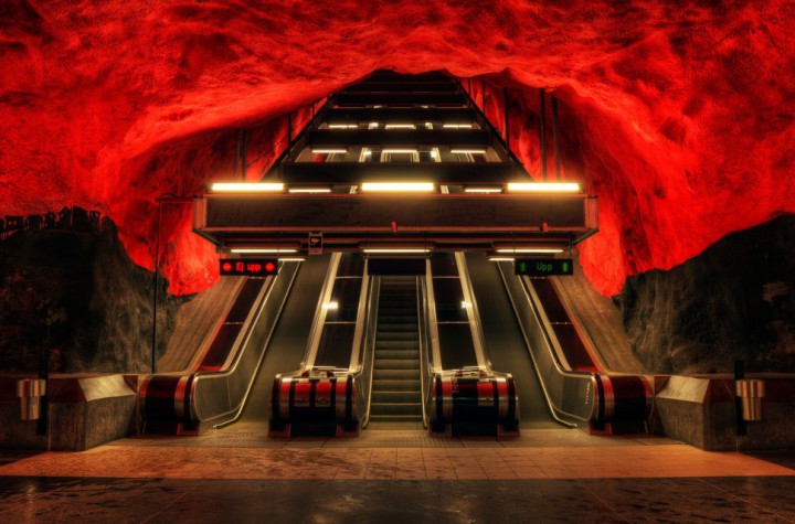Station metro solna stockholm
