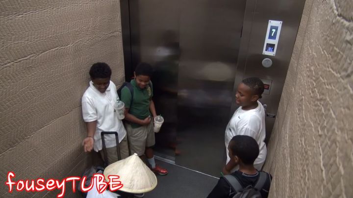 fouseytube mortal kombat prank elevator 2