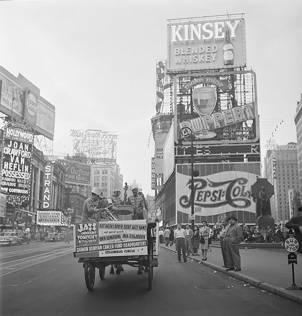 photos rares 20eme siecle Times Square en 1947