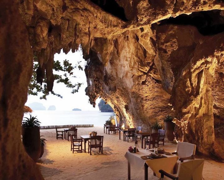restaurant cadre exceptionnel the grotto thailande