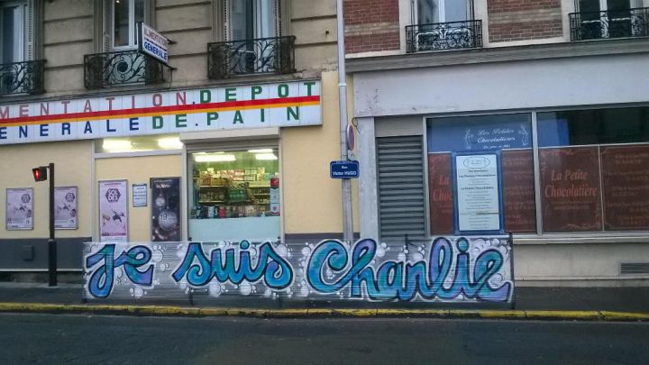 graffitis hommage charlie hebdo 5